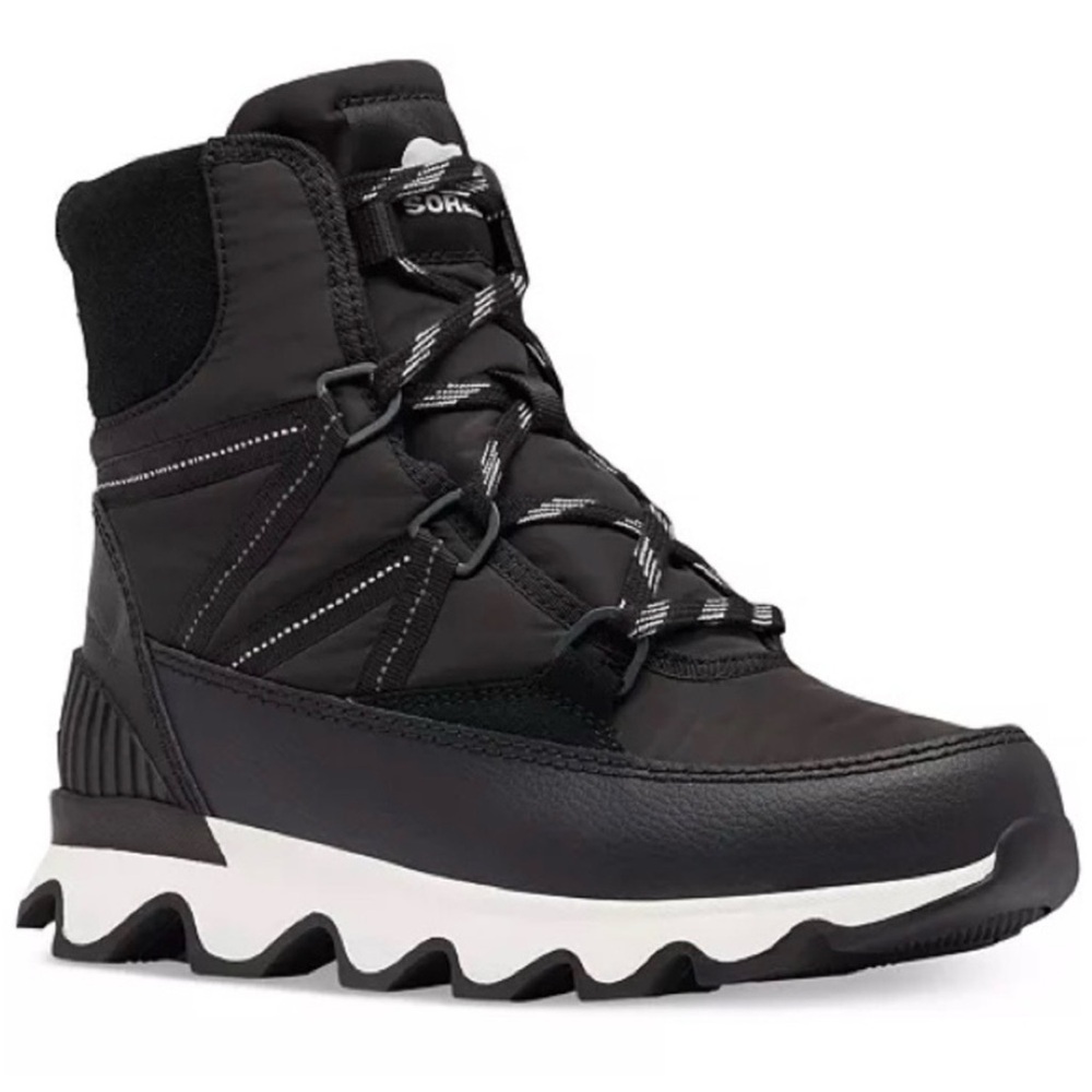NWT- 100% Authentic Womens Sorel Kinetic™ Sport Lace-Up Waterproof Boots - Black